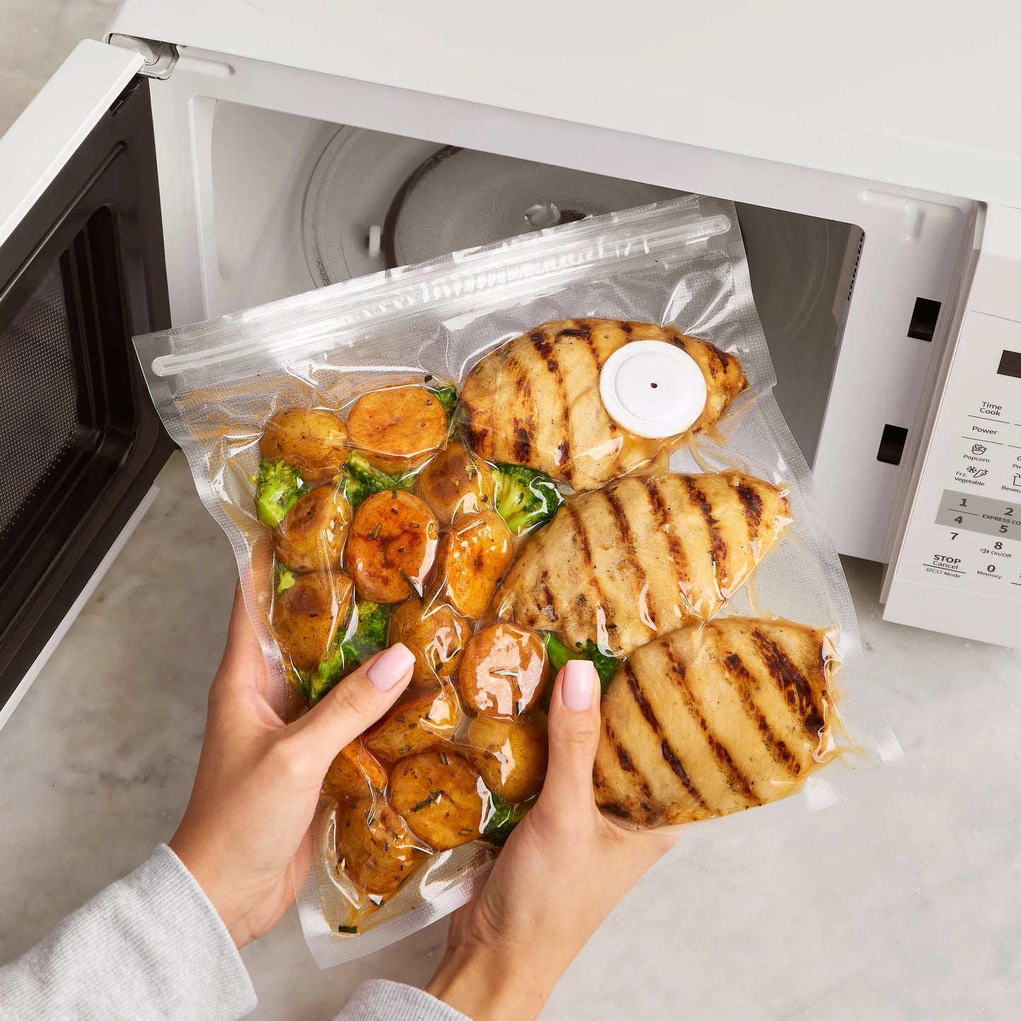 ChefPreserve™ Vacuum Sealer Pro